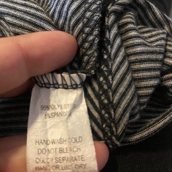 Rolla Coster grey striped 3/4 sleeve tunic size small - Picture 6 of 8